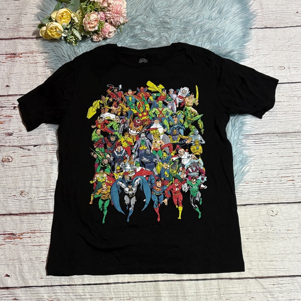 DC Comics Originals Black Short Sleeve T-Shirt Sz M
